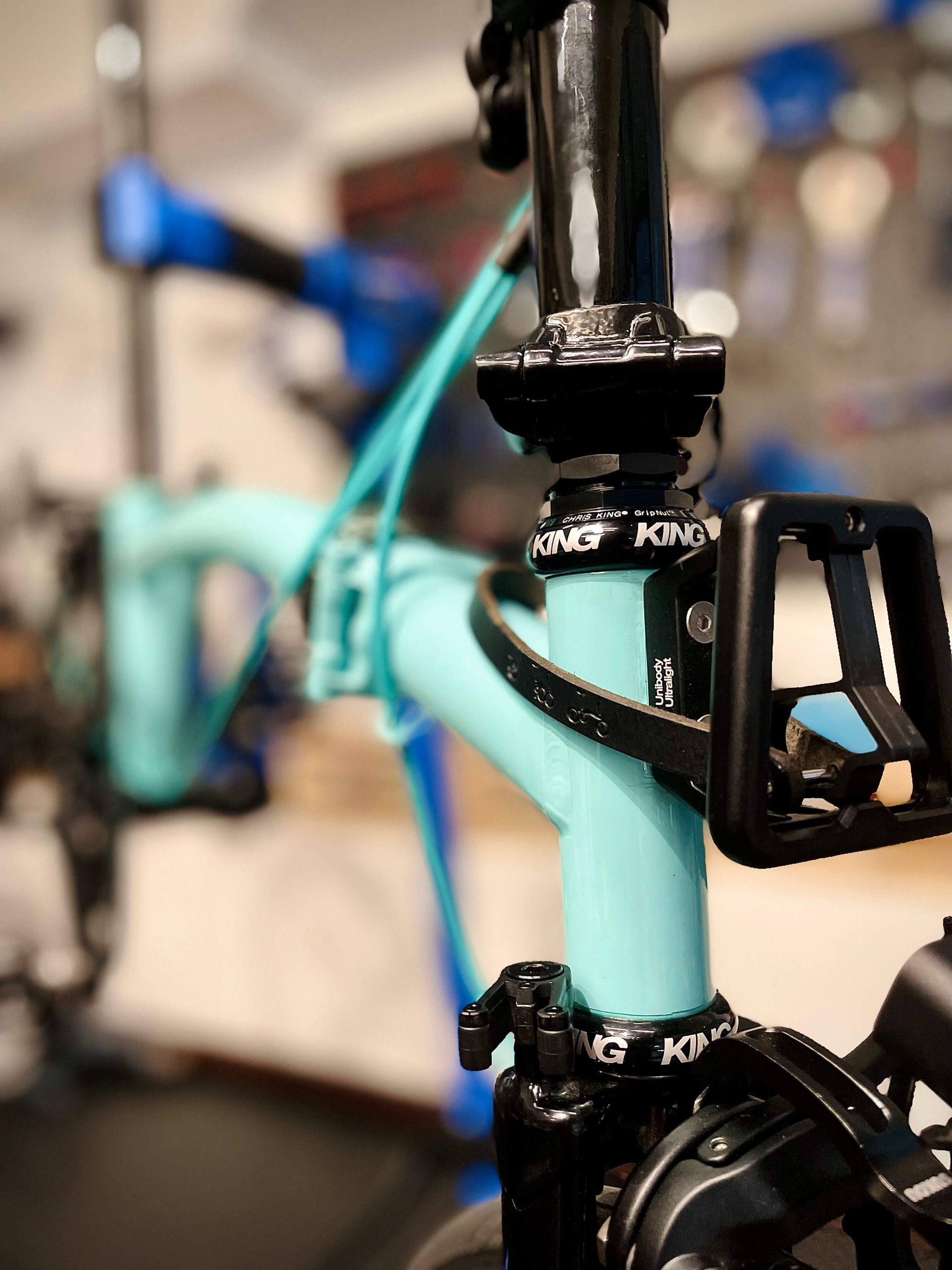 Chris King GripNut Headset - 1